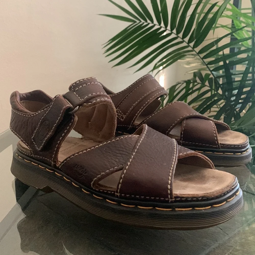 Vintage 90s DR. MARTENS Mens Made in England Sandals 9076